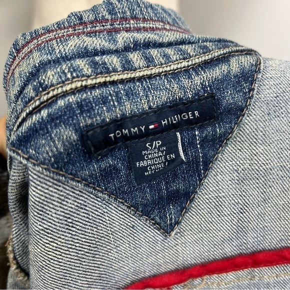 Tommy Hilfiger Jean Denim Jacket. Distressed. Small - Picture 10 of 10